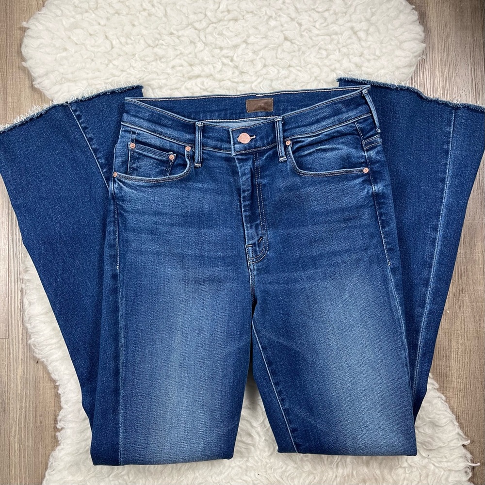 NEW Mother The Weekender flare jeans - Picture 3 of 12